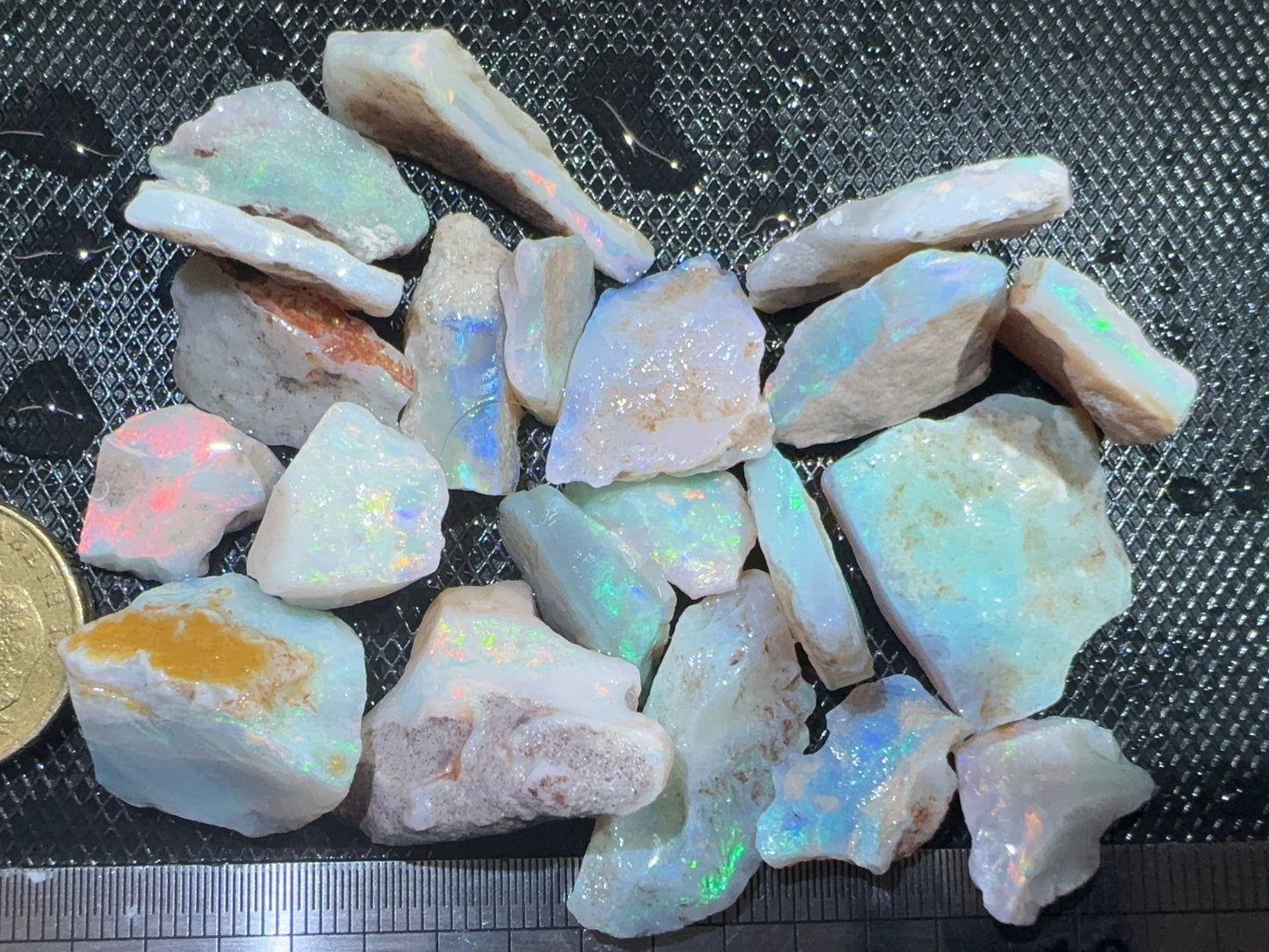 1ozt (155ct) Coober Pedy Rough Opal Parcel