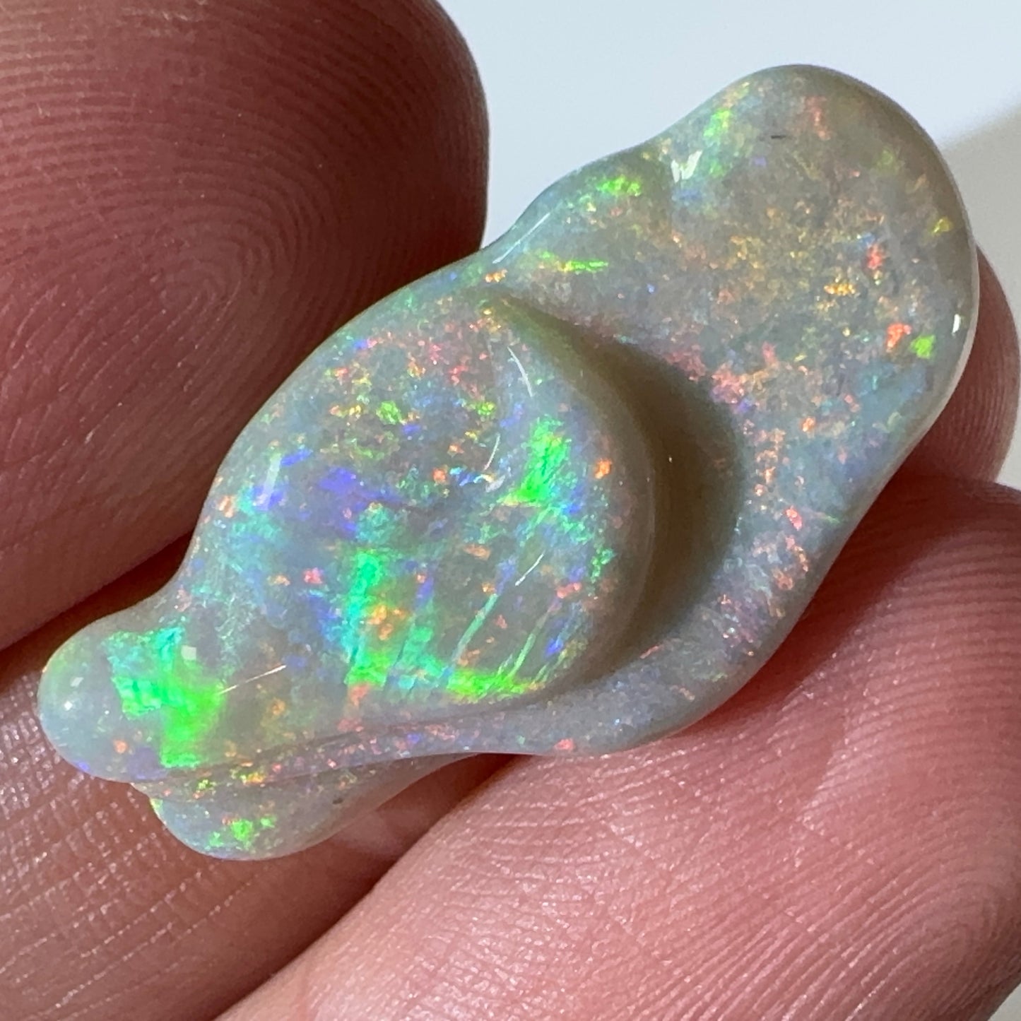 15.6ct Mintabie Double Sided Hand Carved Opal