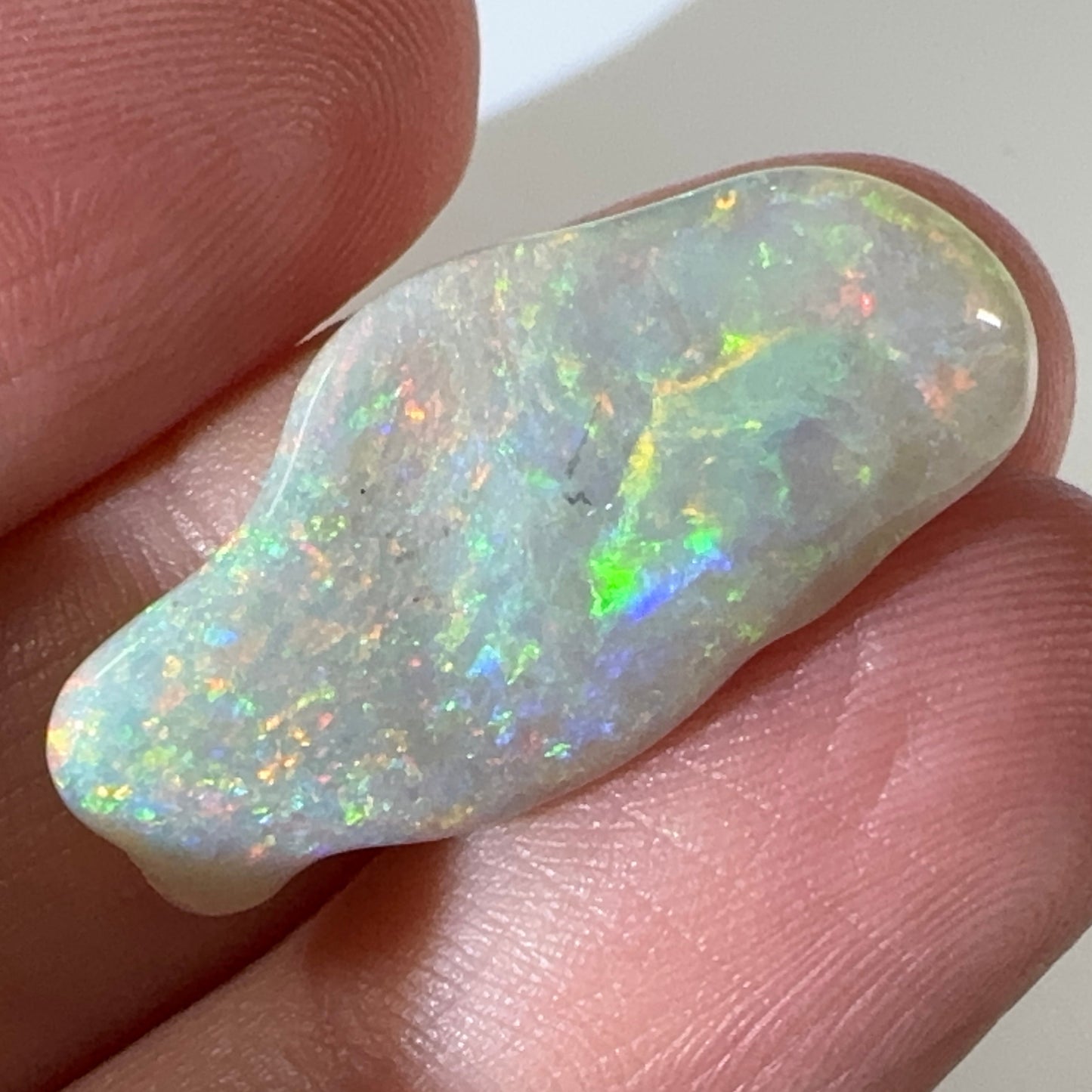 15.6ct Mintabie Double Sided Hand Carved Opal