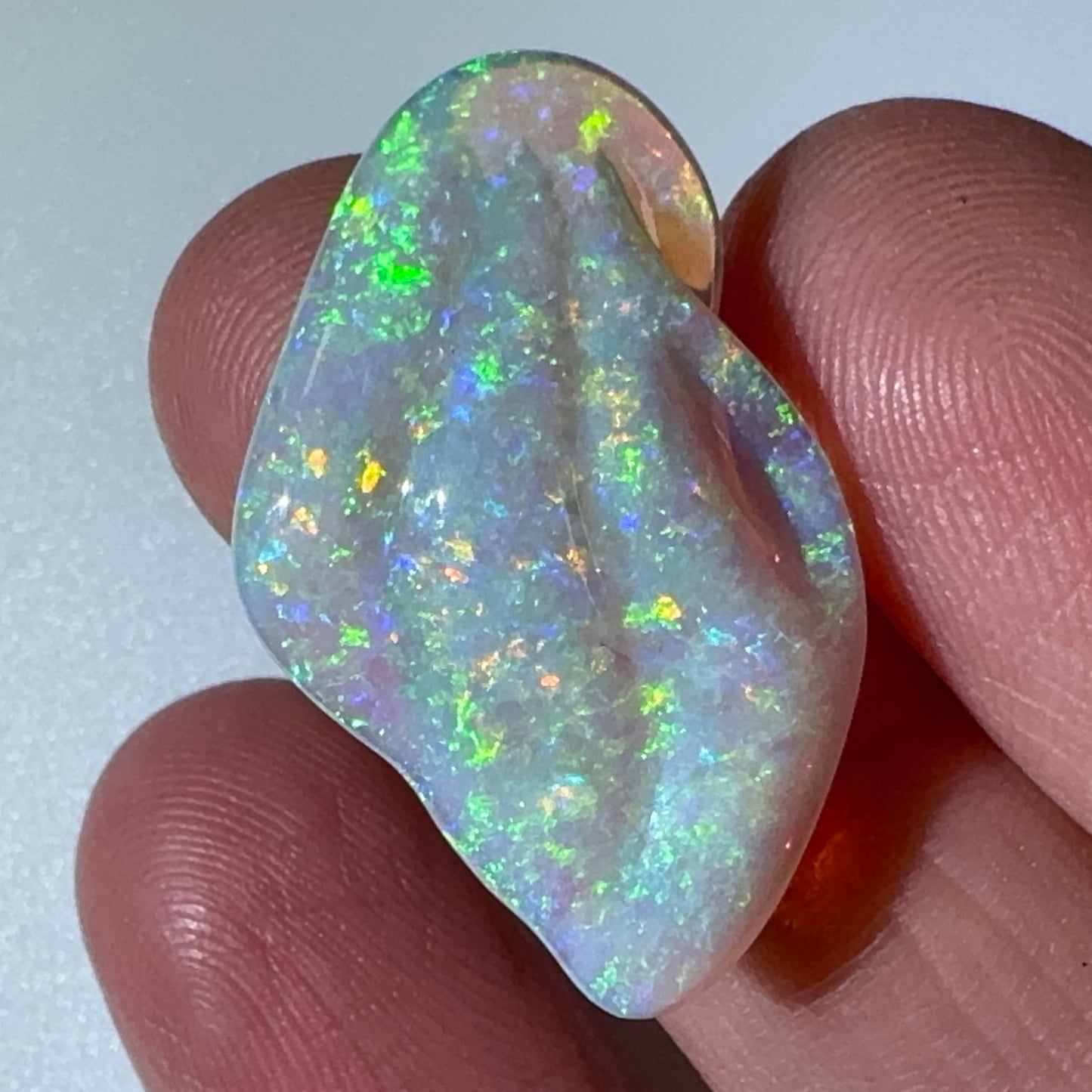 12.9ct Mintabie Hand Carved Crystal Opal