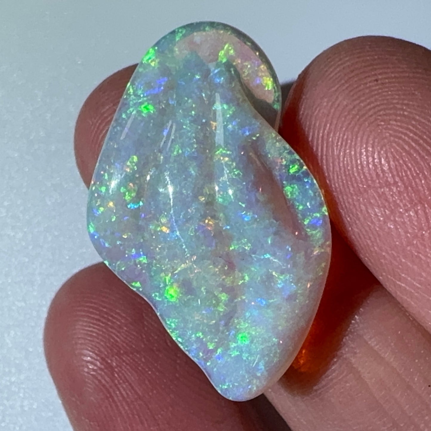 12.9ct Mintabie Hand Carved Crystal Opal
