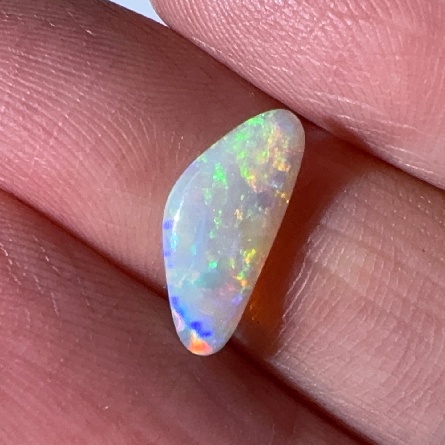 1.4ct Mintabie Triangular Opal