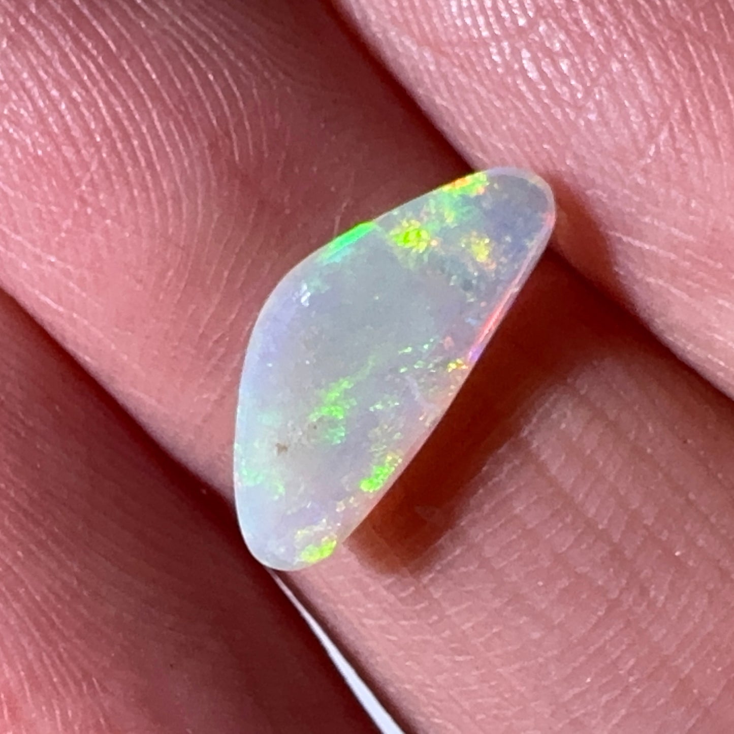1.4ct Mintabie Triangular Opal