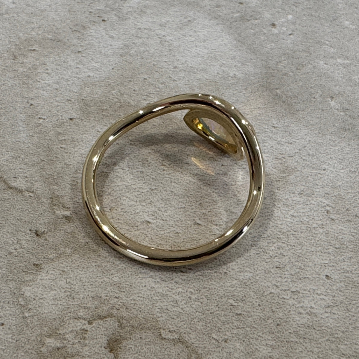 9K Gold Coober Pedy Blue Crystal Opal Ring