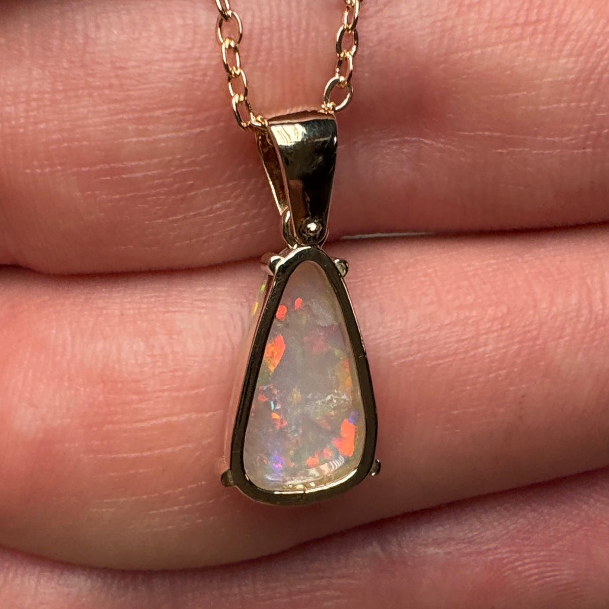 14k Gold Mintabie Gem Crystal Opal Pendant
