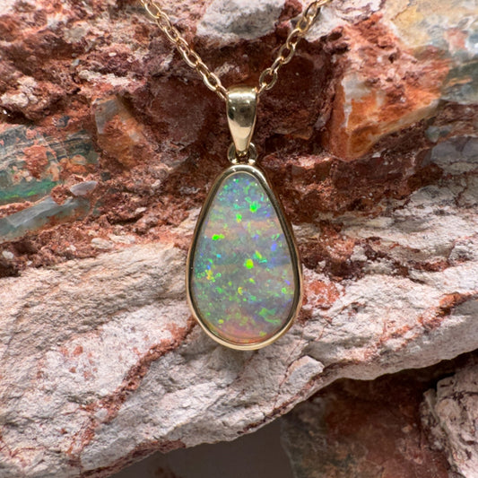 14k Gold Mintabie Crystal Opal Teardrop Pendant