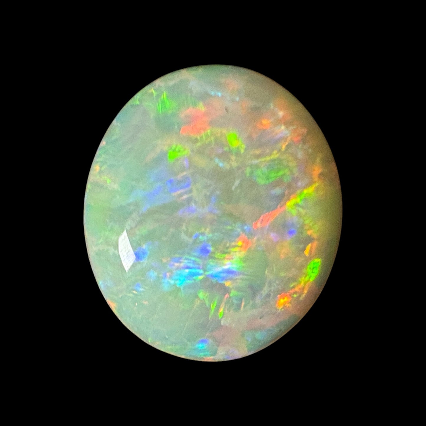 1.8ct Mintabie Oval Crystal Opal