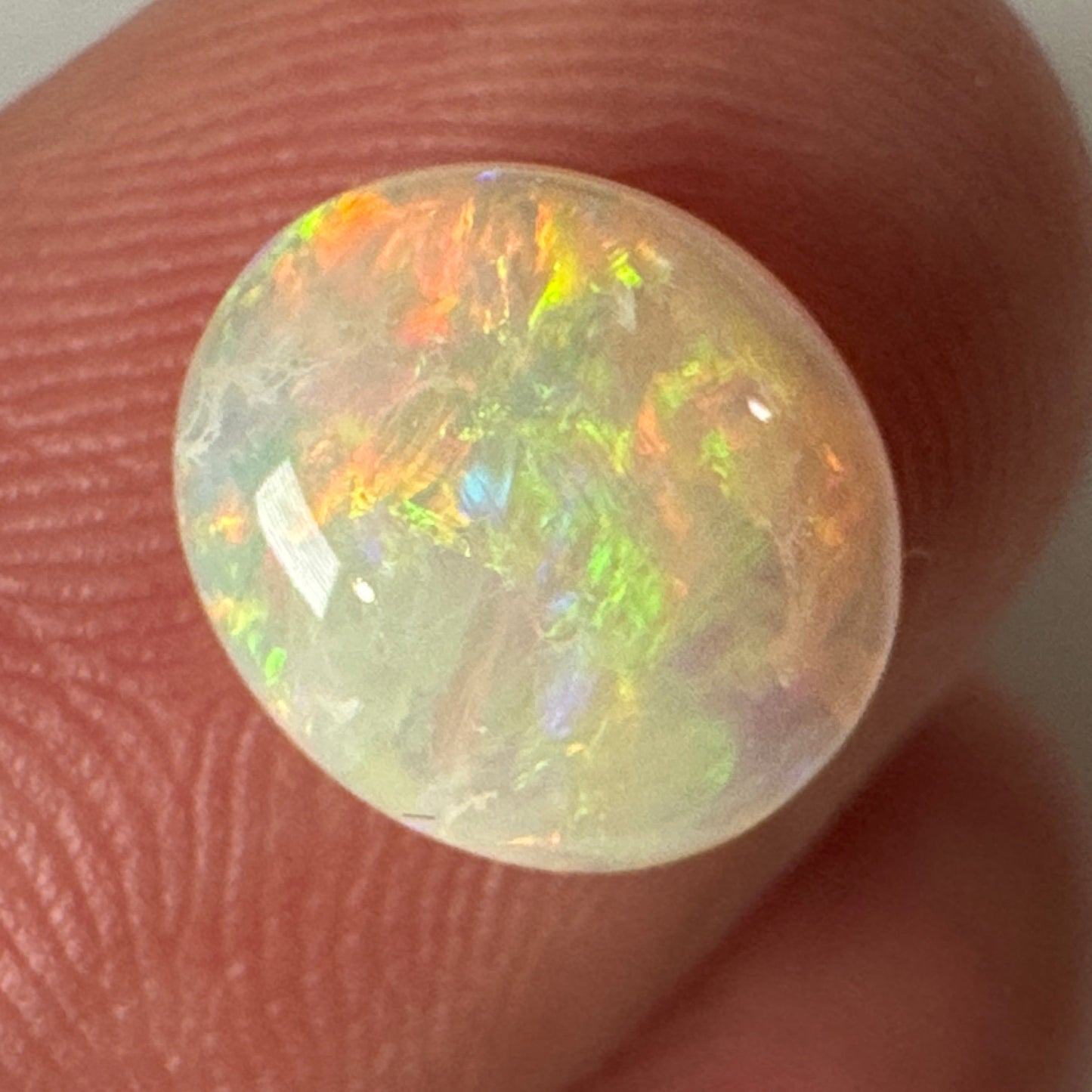 1.8ct Mintabie Oval Crystal Opal