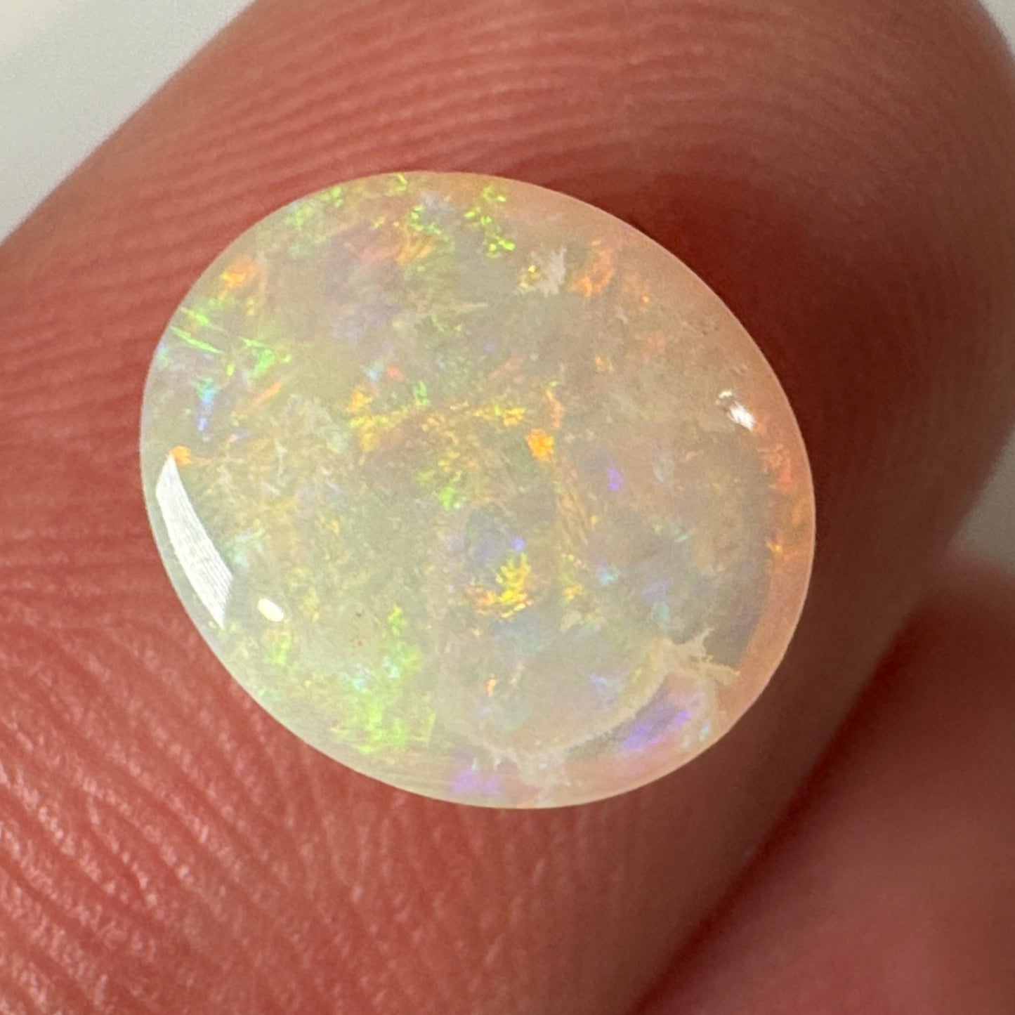1.8ct Mintabie Oval Crystal Opal
