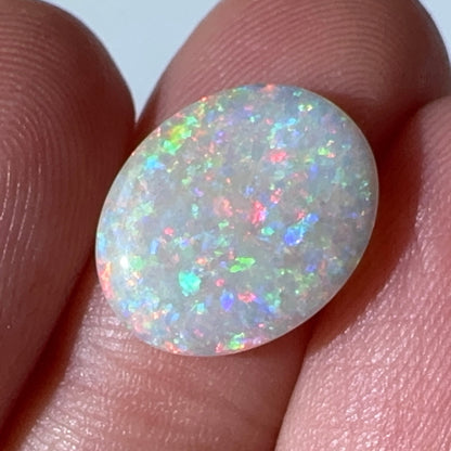 3.7ct Mintabie Oval White Opal