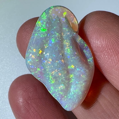 12.9ct Mintabie Hand Carved Crystal Opal