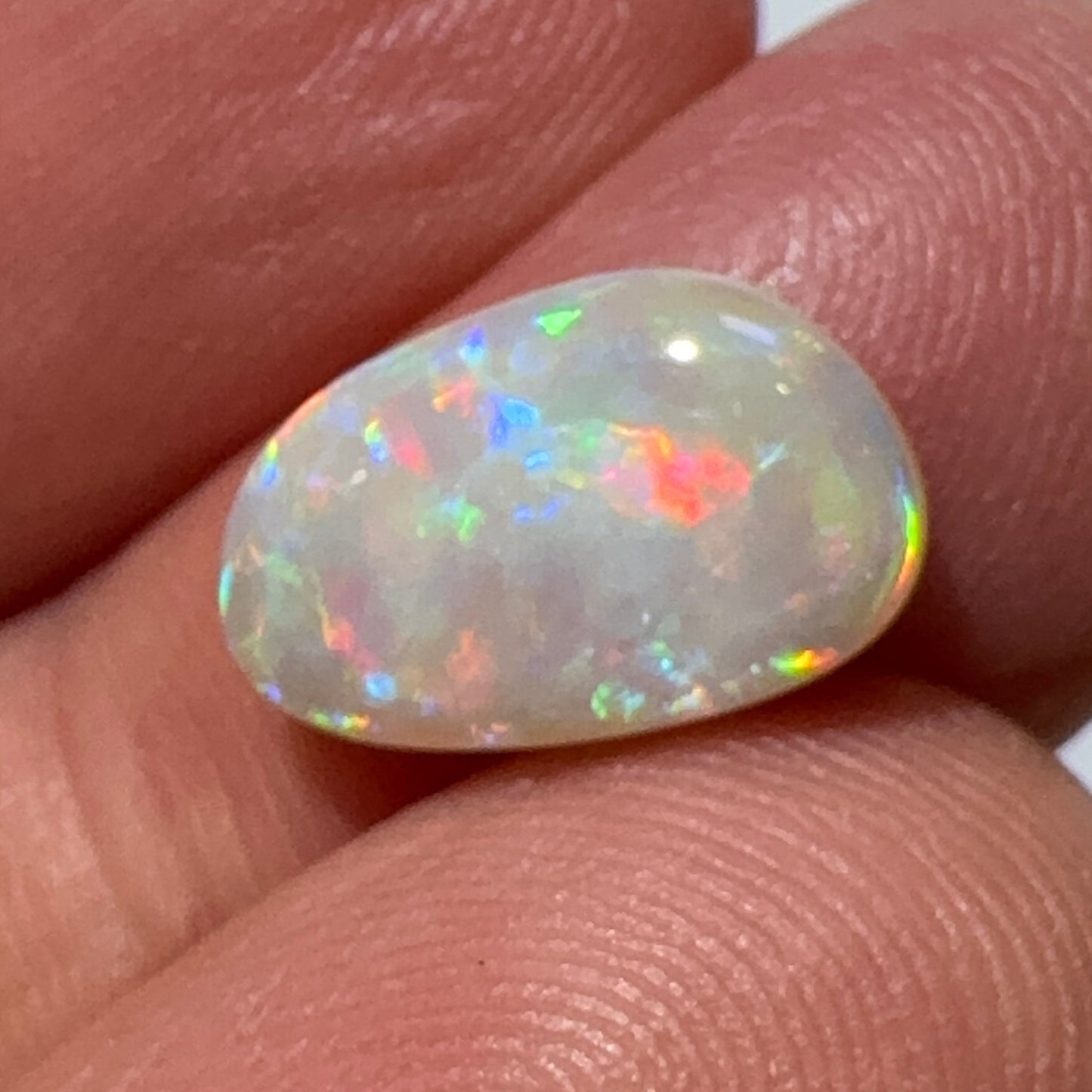 2.8ct Mintabie Freeform Rainbow Opal