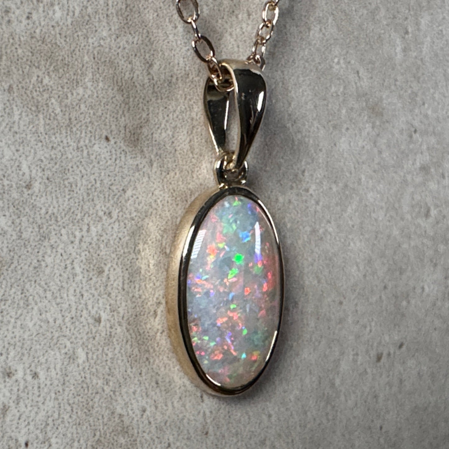 14K Gold Mintabie Opal Pendant and Stud Earring Set