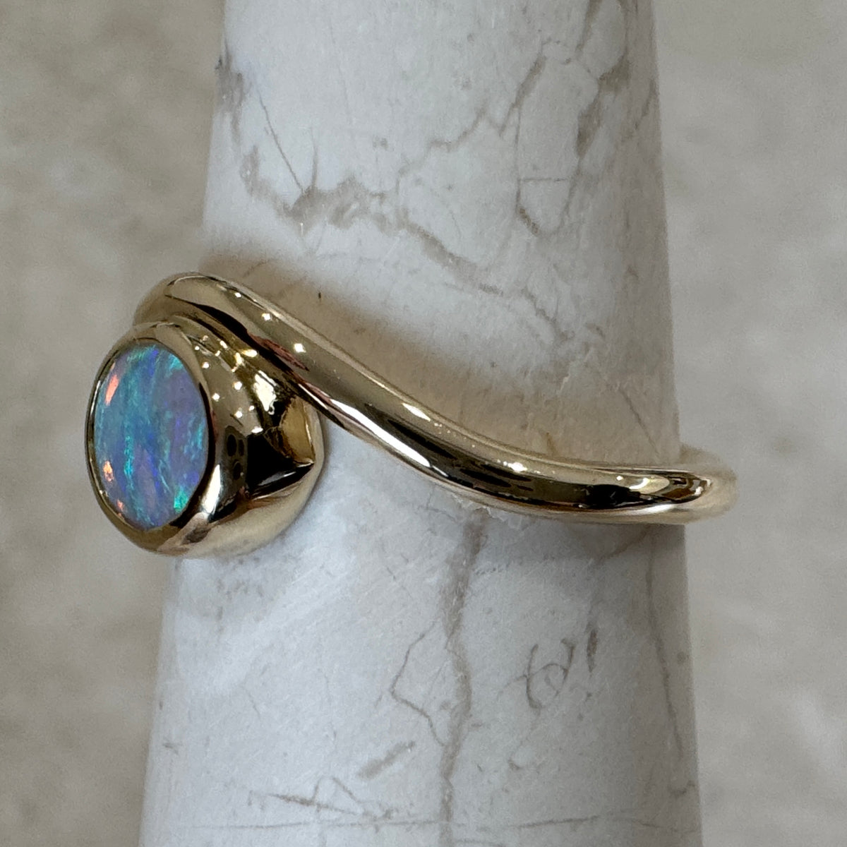9K Gold Coober Pedy Blue Crystal Opal Ring