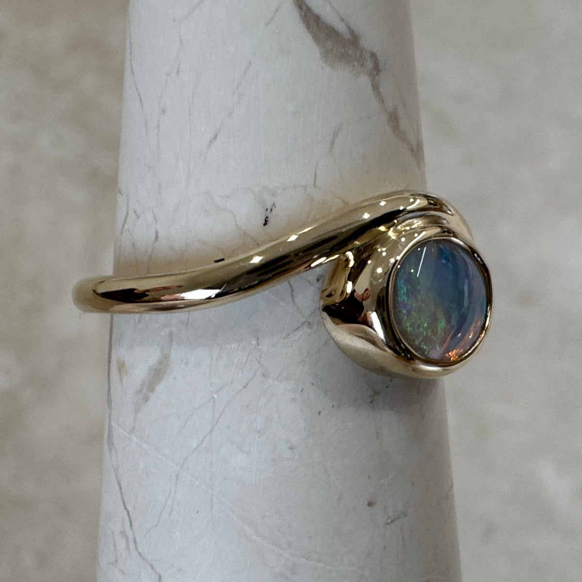 9K Gold Coober Pedy Blue Crystal Opal Ring