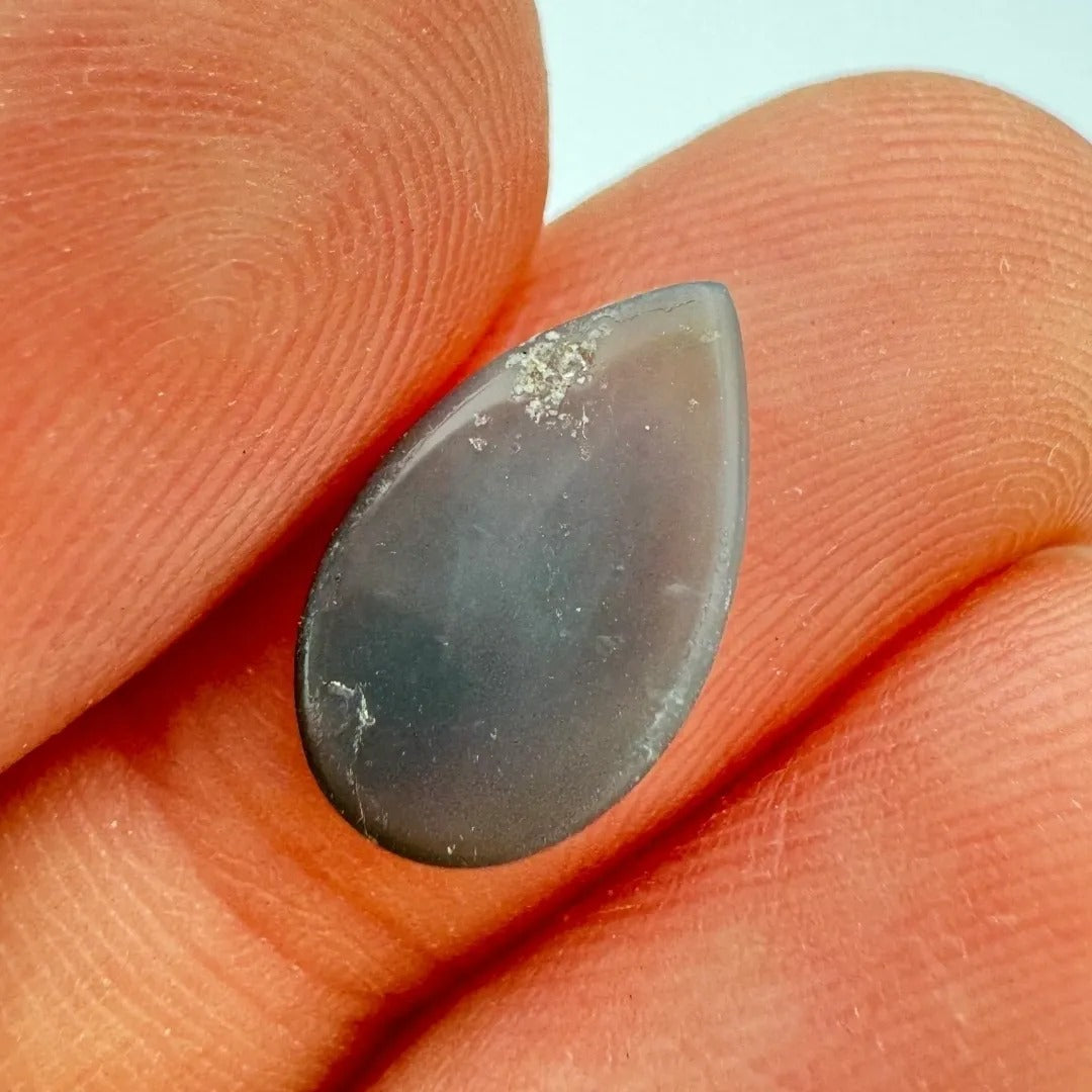 1.8ct Mintabie Black Teardrop Opal