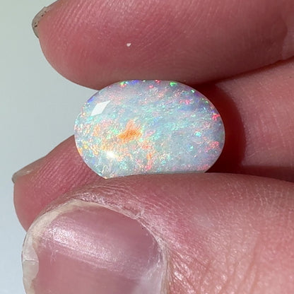 3.8ct Mintabie Oval White Opal