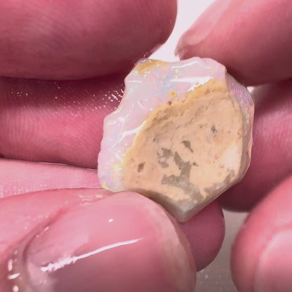 25ctw Coober Pedy Rough Opal