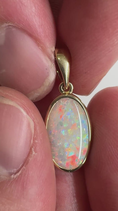 14K Gold Mintabie Opal Pendant and Stud Earring Set