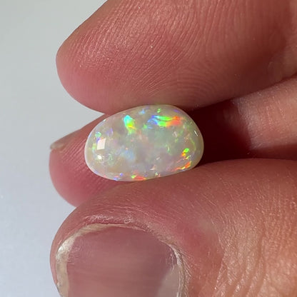 2.8ct Mintabie Freeform Rainbow Opal