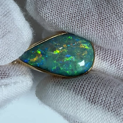 18k Gold Mintabie Black Opal Pendant