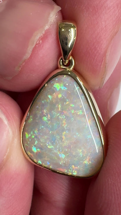 9k Gold Mintabie Opal Pendant