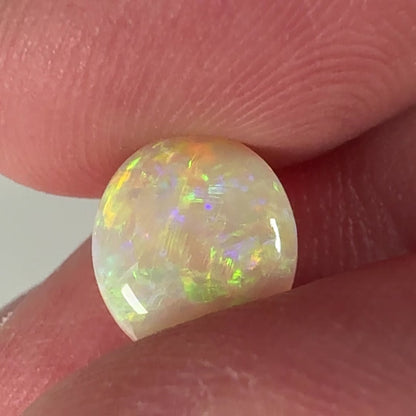 1.8ct Mintabie Oval Crystal Opal